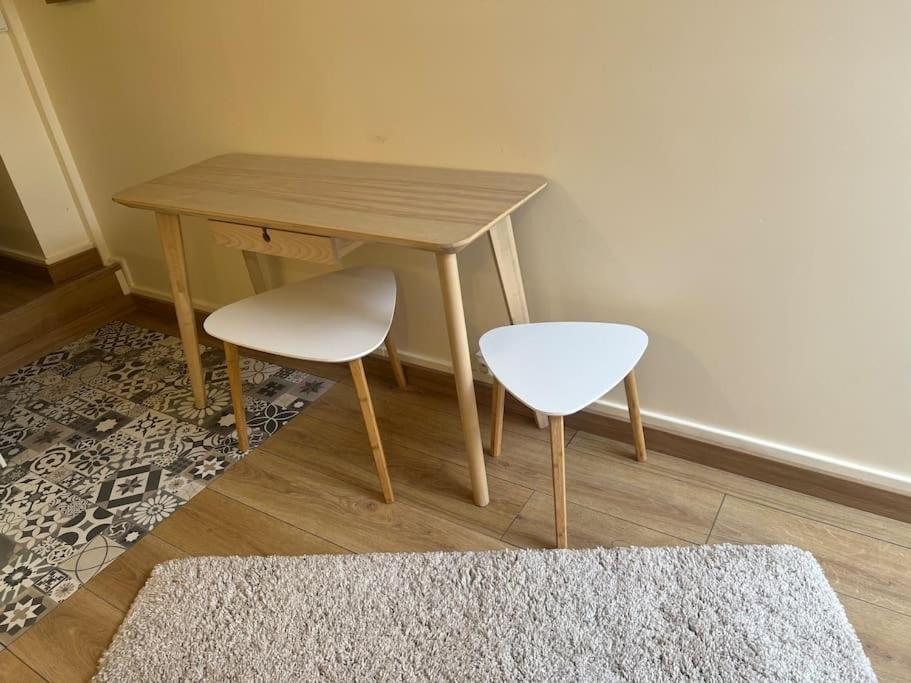 Charm'In Champigny: Studio Cosy, Detente & Travail 外观 照片